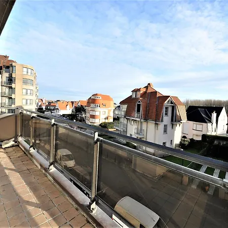 Apartment In Duinbergen Near The *