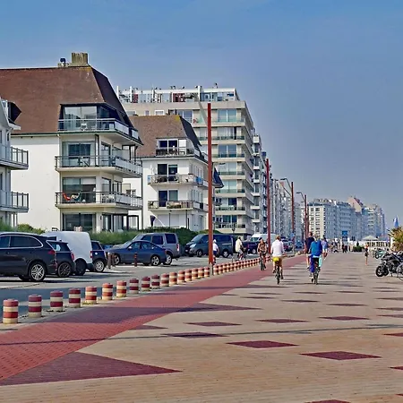 Cozy 4-bedroom In Mistral For 8 People Apartment Knokke-Heist